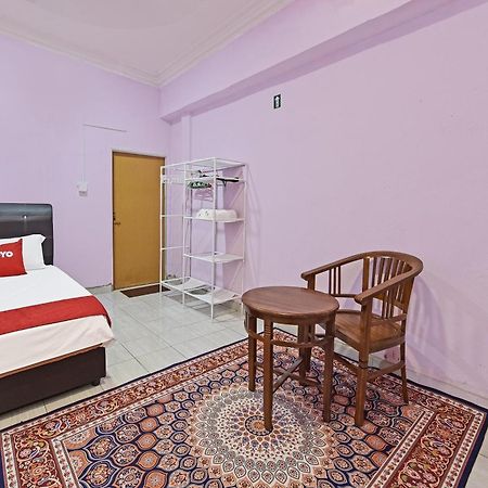 Oyo 90551 Zn Mix Homestay & Roomstay Kampung Raja 外观 照片