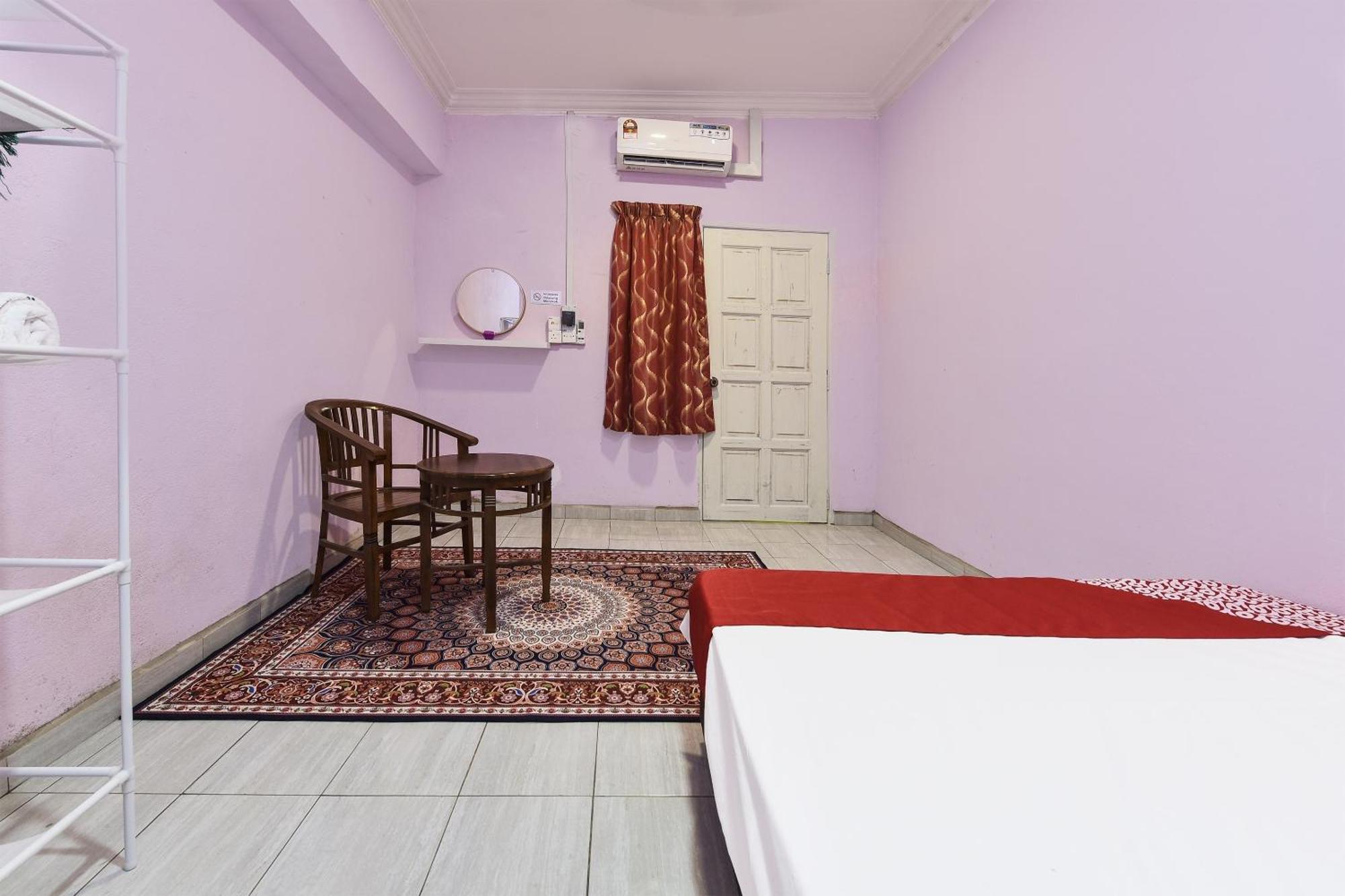 Oyo 90551 Zn Mix Homestay & Roomstay Kampung Raja 外观 照片