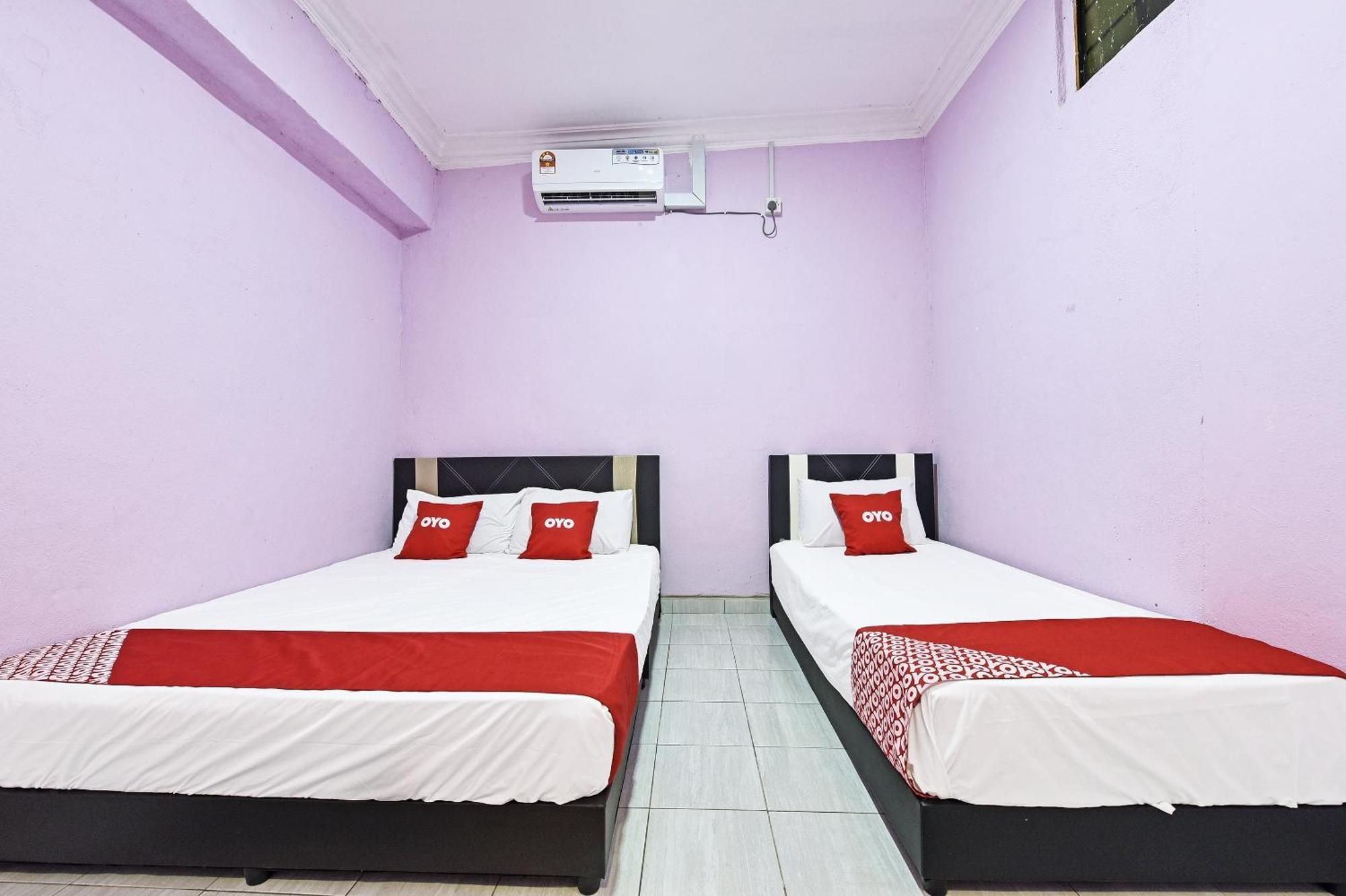 Oyo 90551 Zn Mix Homestay & Roomstay Kampung Raja 外观 照片