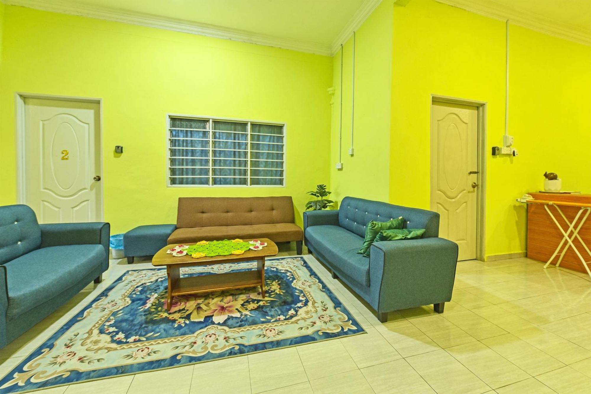 Oyo 90551 Zn Mix Homestay & Roomstay Kampung Raja 外观 照片