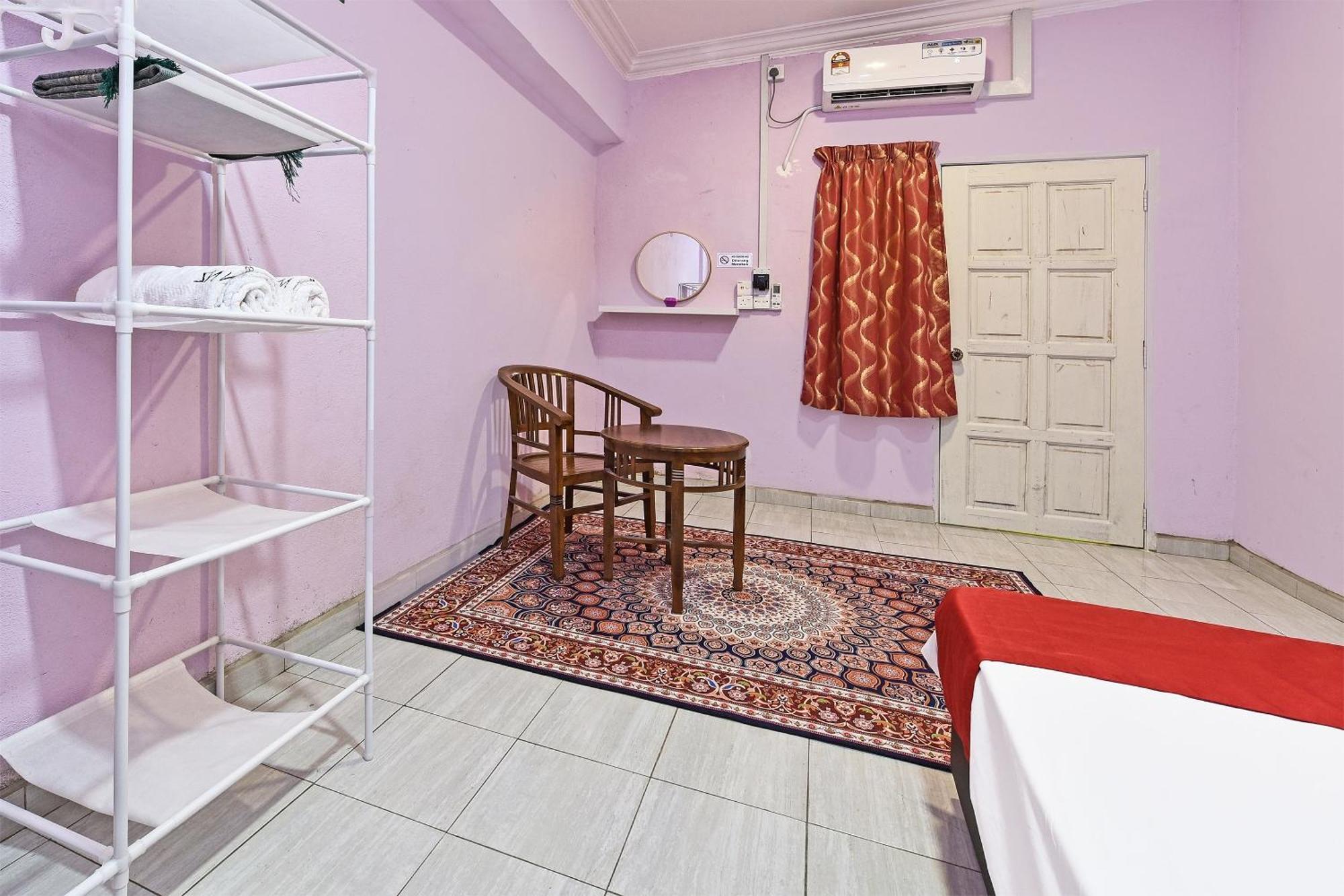 Oyo 90551 Zn Mix Homestay & Roomstay Kampung Raja 外观 照片