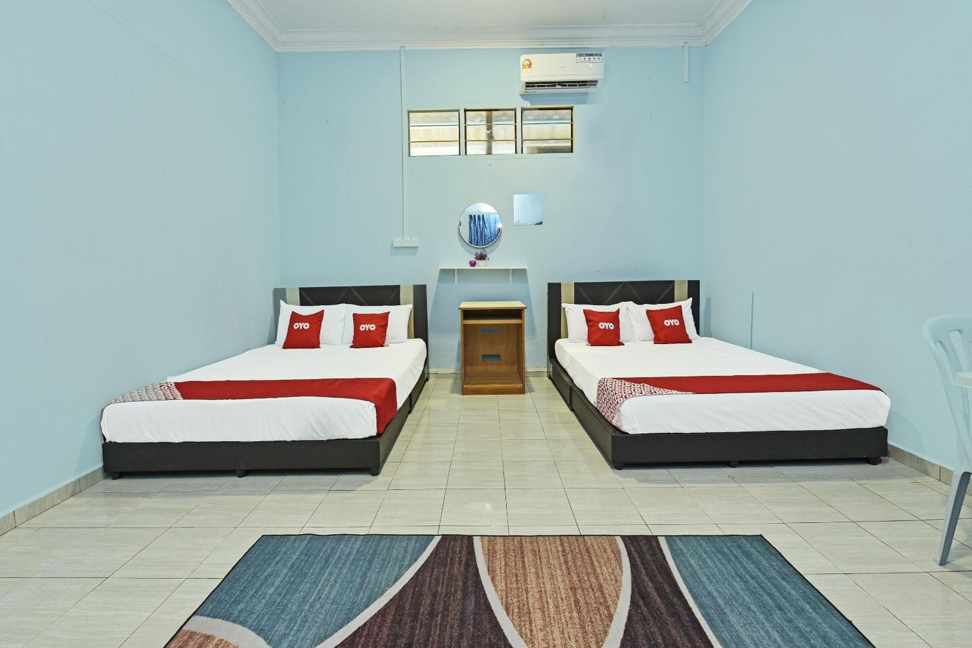 Oyo 90551 Zn Mix Homestay & Roomstay Kampung Raja 外观 照片