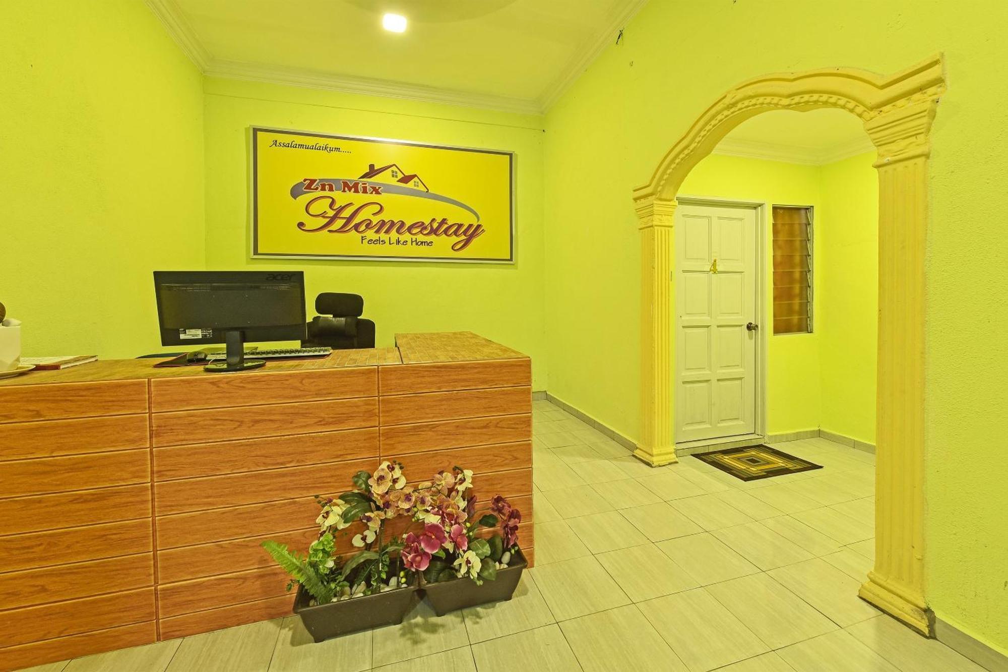 Oyo 90551 Zn Mix Homestay & Roomstay Kampung Raja 外观 照片